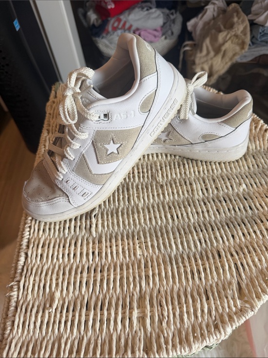 Converse Shoes - Converse White and Beige Low-Top Sneakers